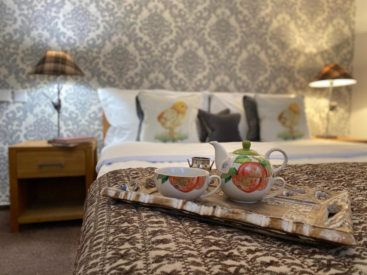 Pensiunea Doina Bucovinei Hotel มานาสทิรีอา ฮูโมรูลุย ภายนอก รูปภาพ