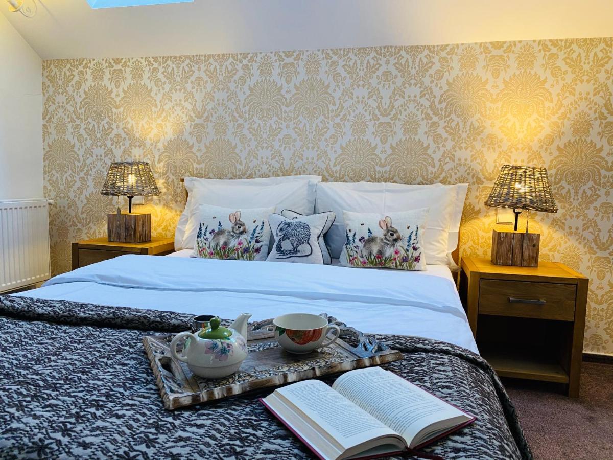 Pensiunea Doina Bucovinei Hotel มานาสทิรีอา ฮูโมรูลุย ภายนอก รูปภาพ