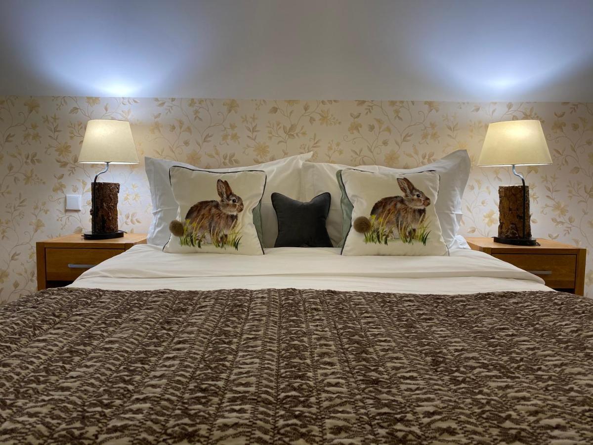 Pensiunea Doina Bucovinei Hotel มานาสทิรีอา ฮูโมรูลุย ภายนอก รูปภาพ